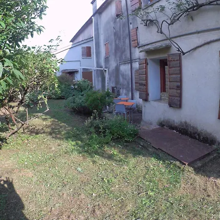 Rosales Nocleg ze śniadaniem 3*