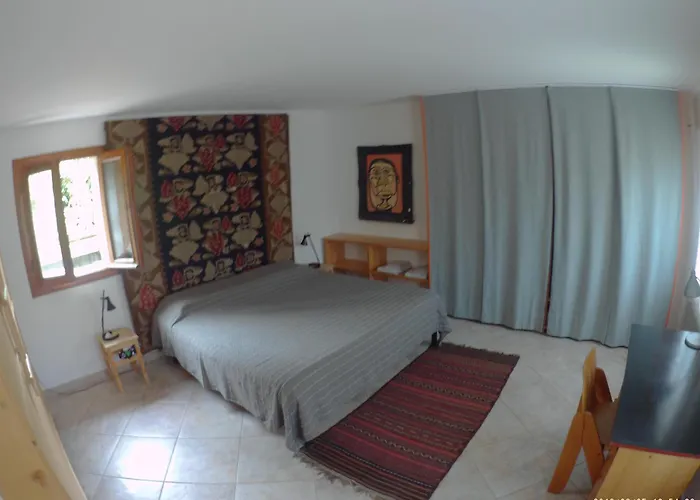 Bed & Breakfast Rosales 3*