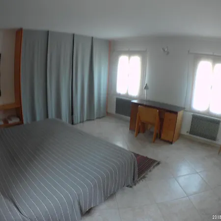 Rosales 3* بورسو ديل جرابا