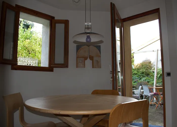 Rosales Bed and Breakfast